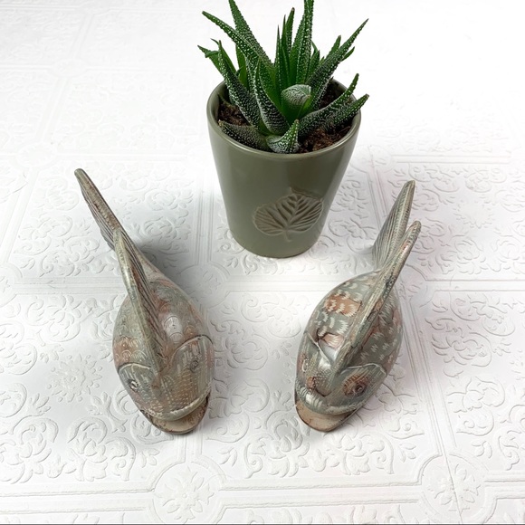 Pair of 2 Detailed Fish Soapstone Carvings - Picture 2 of 8